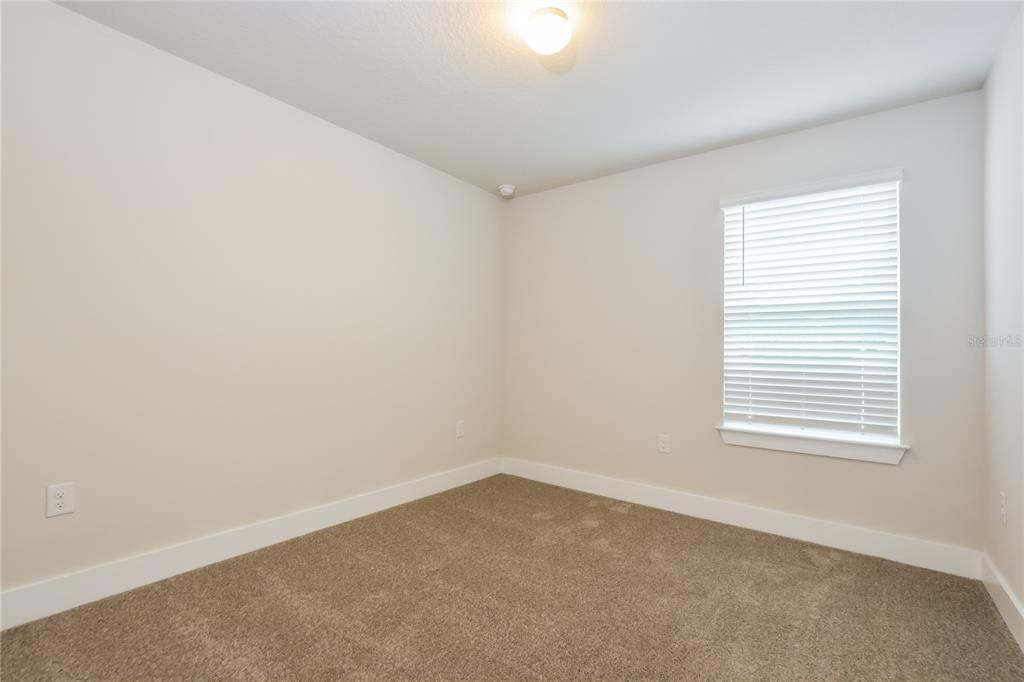 出租: $2,325 (3 贝兹, 2 浴室, 1823 平方英尺)