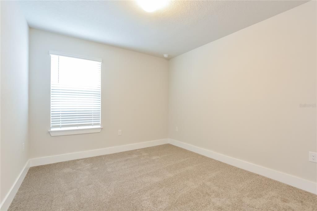 出租: $2,325 (3 贝兹, 2 浴室, 1823 平方英尺)