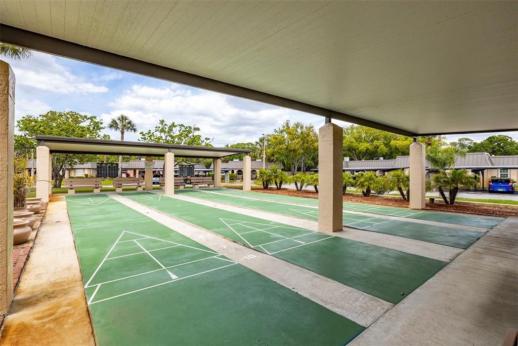 На продажу: $124,900 (2 спален, 1 ванн, 975 Квадратных фут)