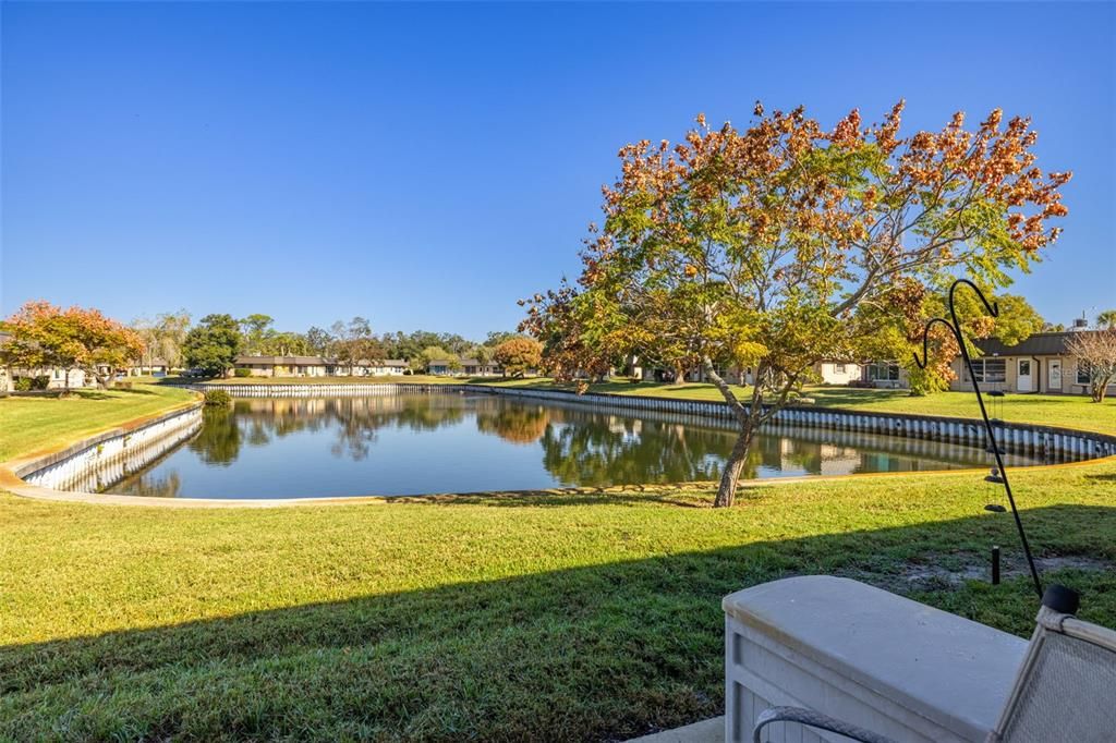 На продажу: $124,900 (2 спален, 1 ванн, 975 Квадратных фут)