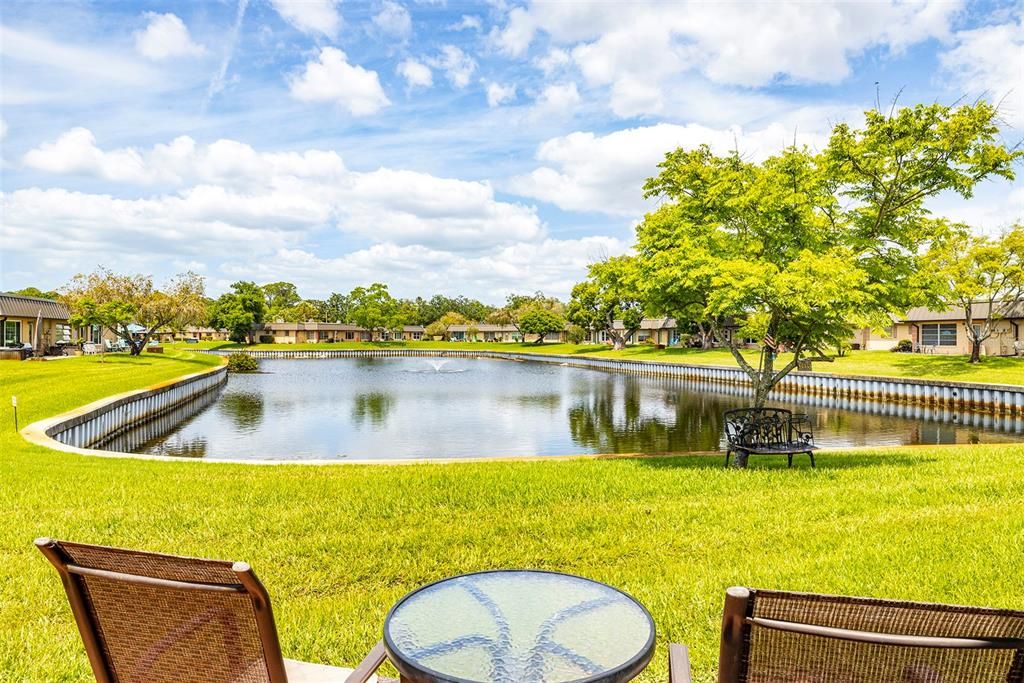 На продажу: $124,900 (2 спален, 1 ванн, 975 Квадратных фут)