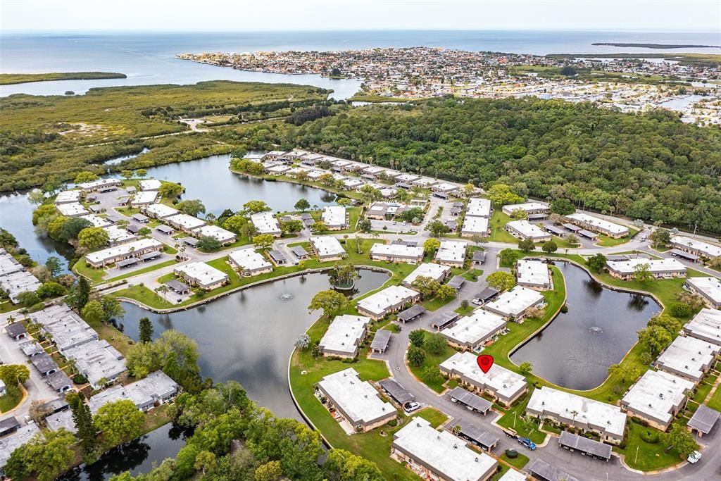 На продажу: $124,900 (2 спален, 1 ванн, 975 Квадратных фут)