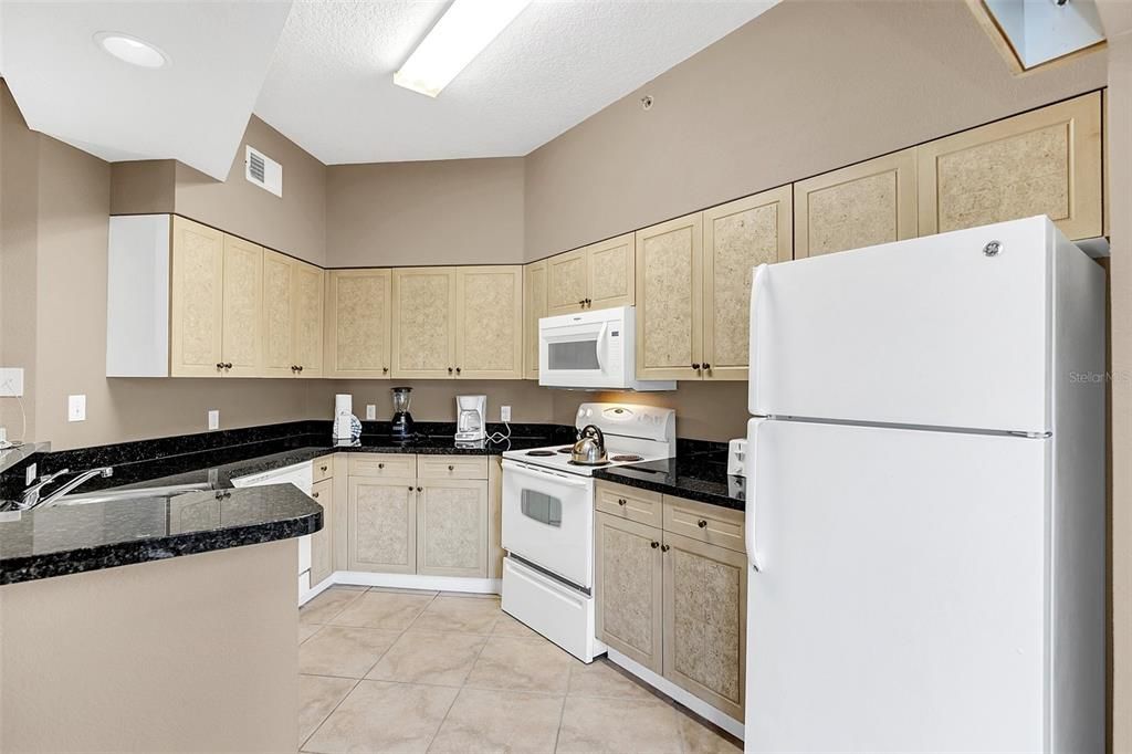 待售: $274,900 (3 贝兹, 2 浴室, 1421 平方英尺)