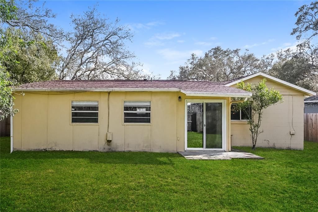 For Rent: $2,275 (3 beds, 2 baths, 1450 Square Feet)