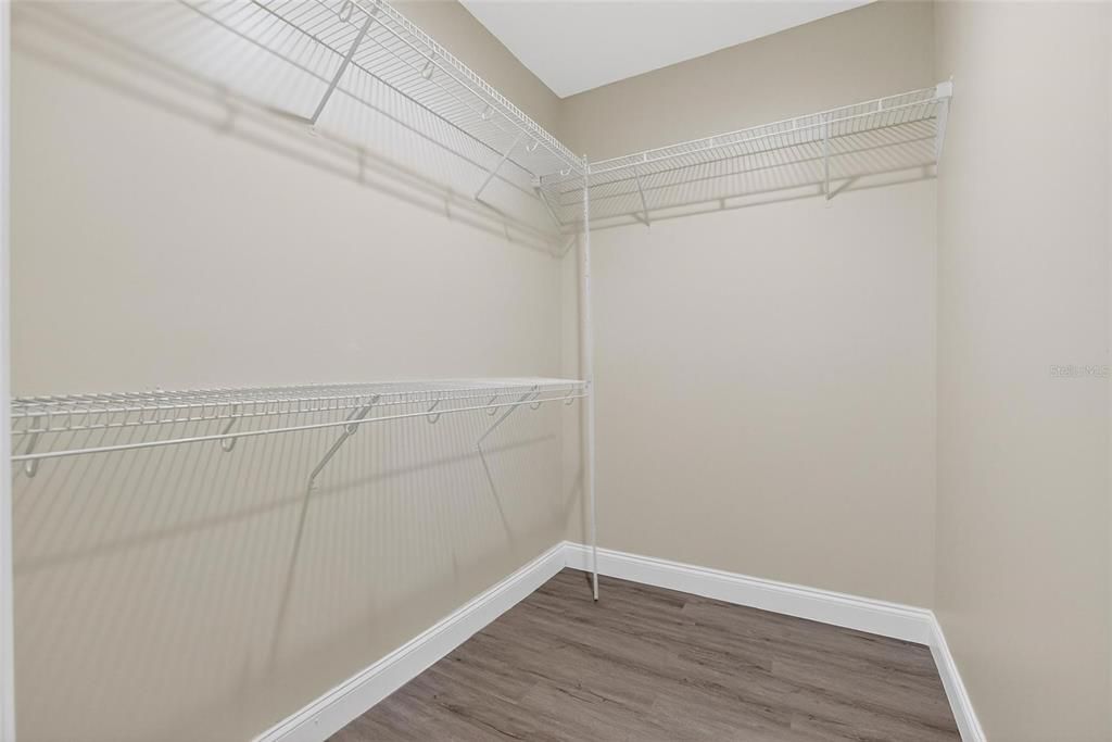 For Rent: $2,200 (3 beds, 2 baths, 1645 Square Feet)