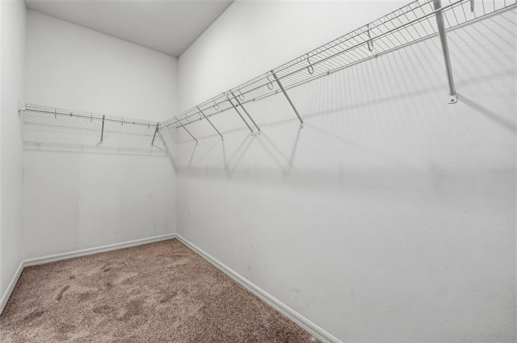 For Rent: $2,150 (3 beds, 2 baths, 2244 Square Feet)