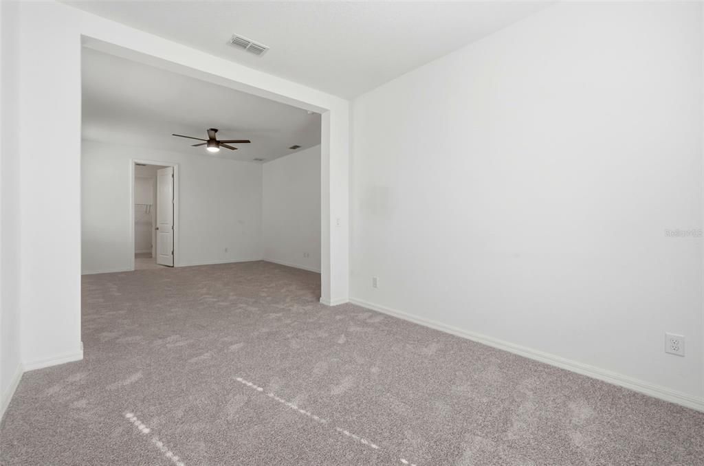 For Rent: $2,150 (3 beds, 2 baths, 2244 Square Feet)