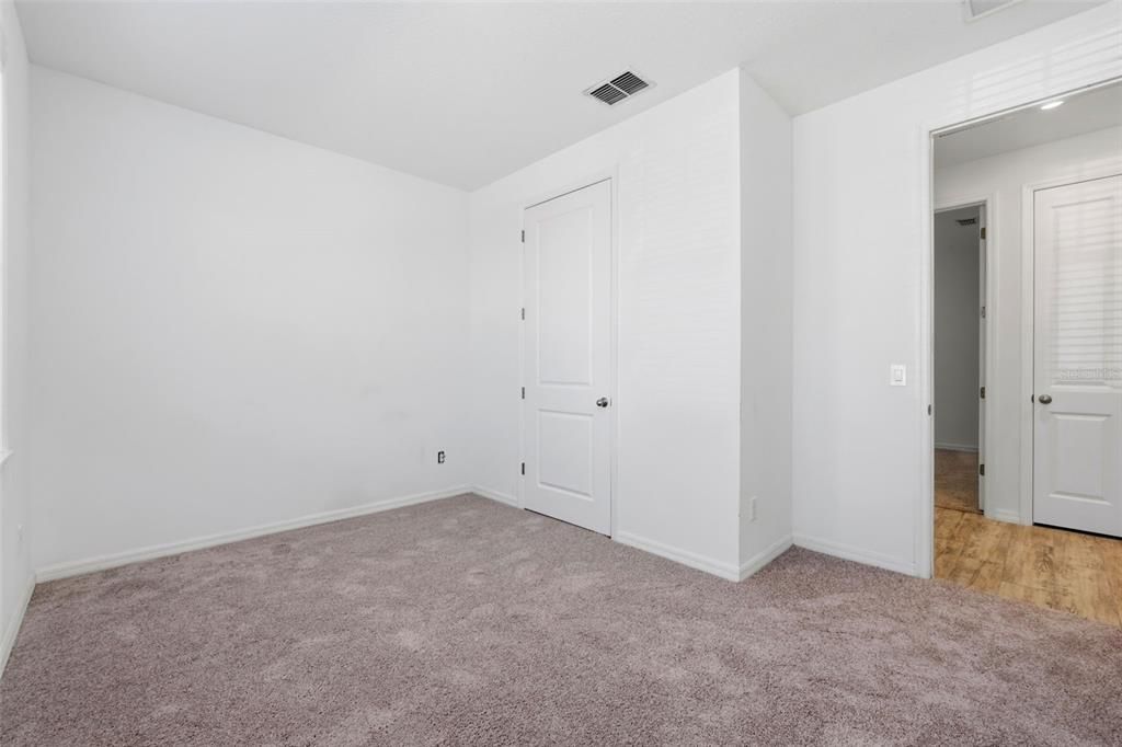 For Rent: $2,150 (3 beds, 2 baths, 2244 Square Feet)