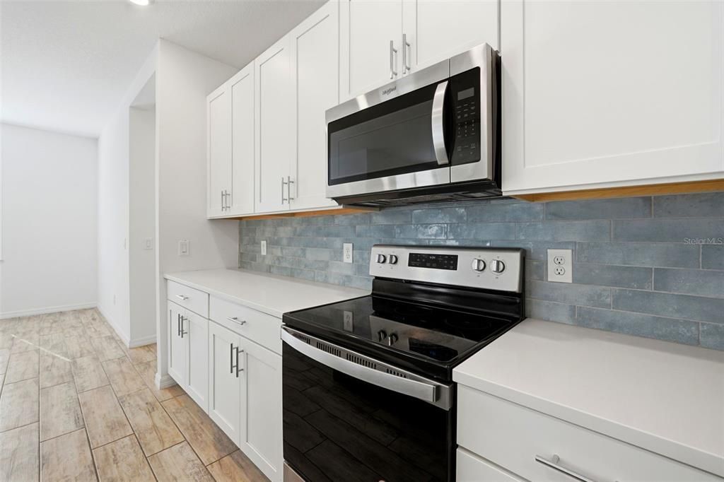 For Rent: $2,150 (3 beds, 2 baths, 2244 Square Feet)