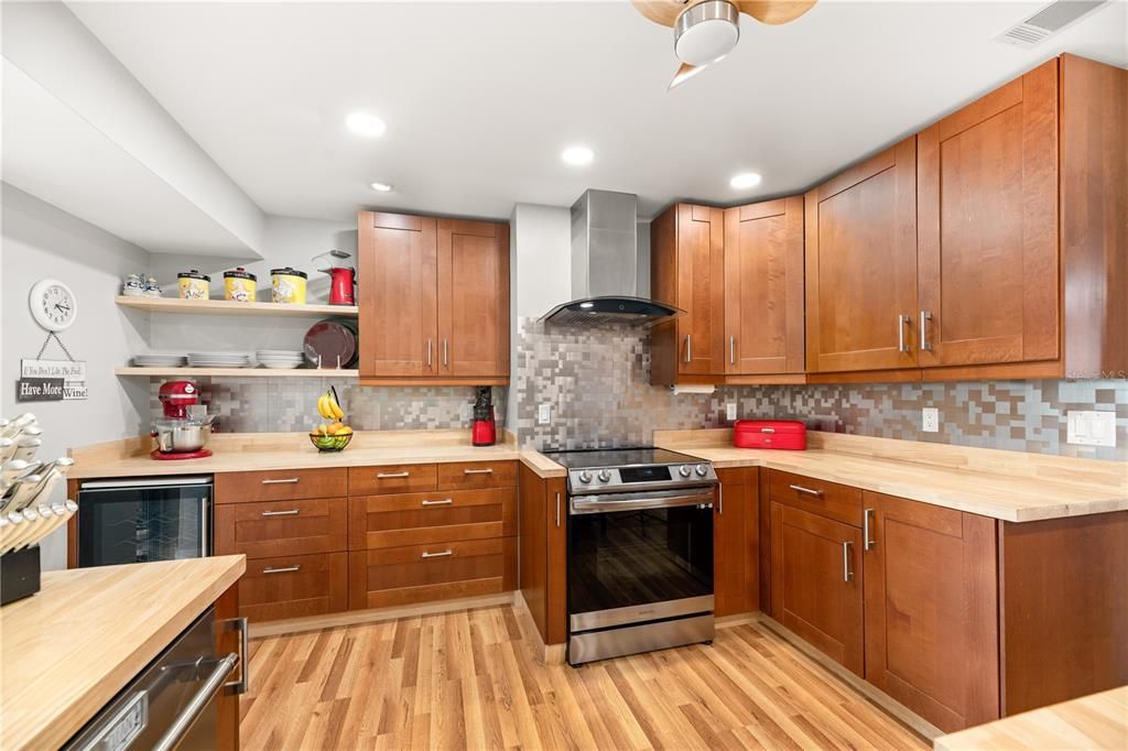 待售: $449,000 (4 贝兹, 3 浴室, 2059 平方英尺)