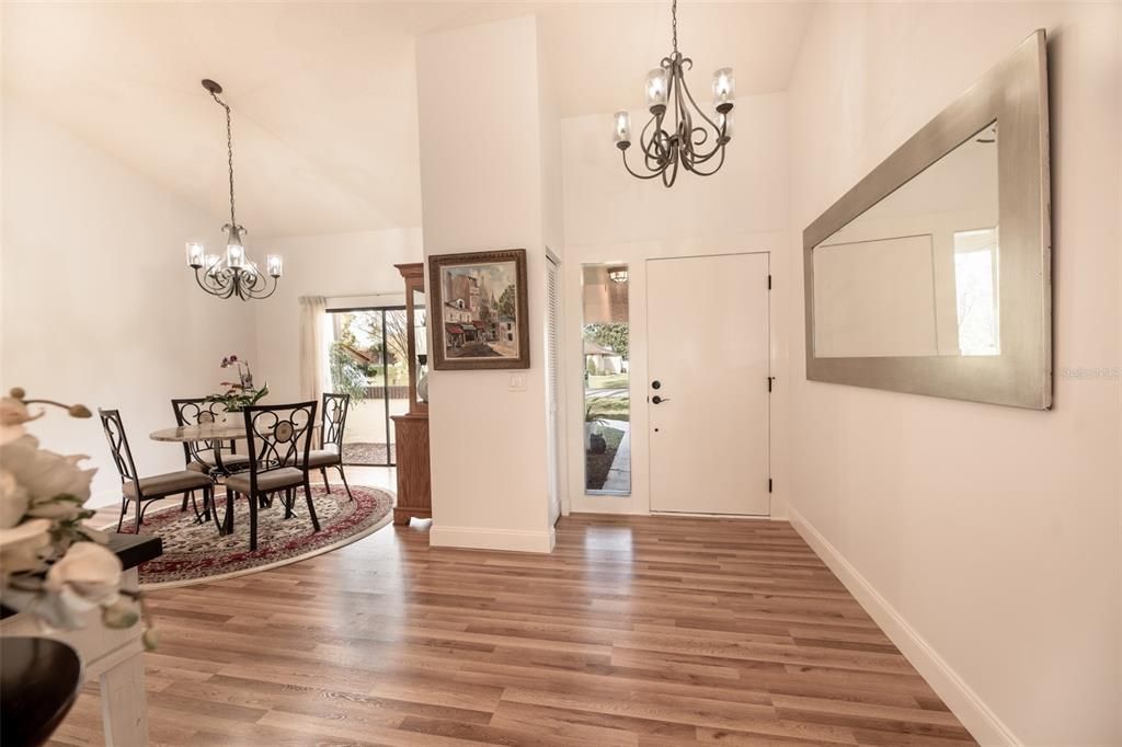 待售: $449,000 (4 贝兹, 3 浴室, 2059 平方英尺)