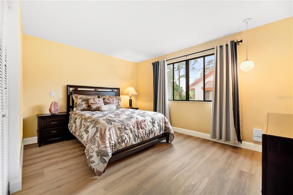 待售: $449,000 (4 贝兹, 3 浴室, 2059 平方英尺)