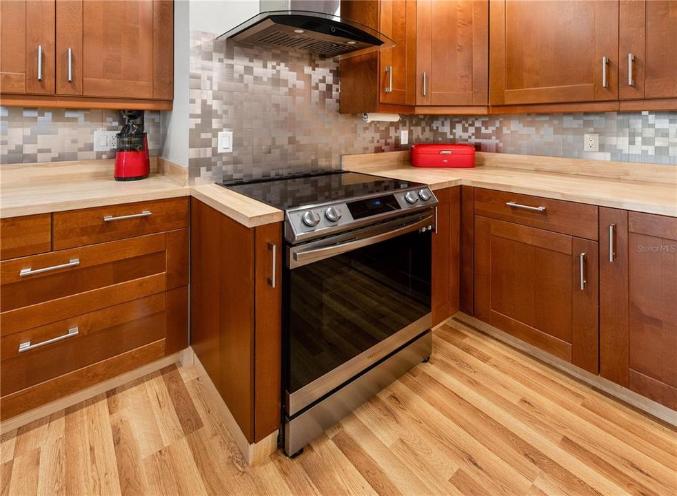 待售: $449,000 (4 贝兹, 3 浴室, 2059 平方英尺)