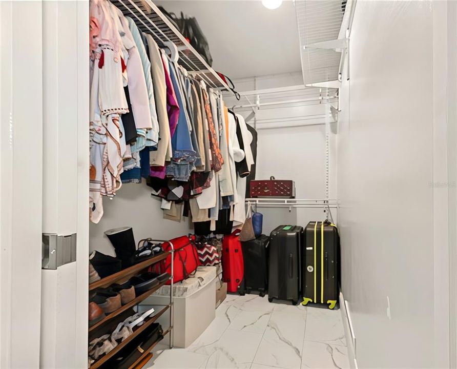 待售: $449,000 (4 贝兹, 3 浴室, 2059 平方英尺)