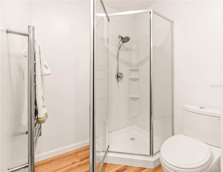 待售: $449,000 (4 贝兹, 3 浴室, 2059 平方英尺)