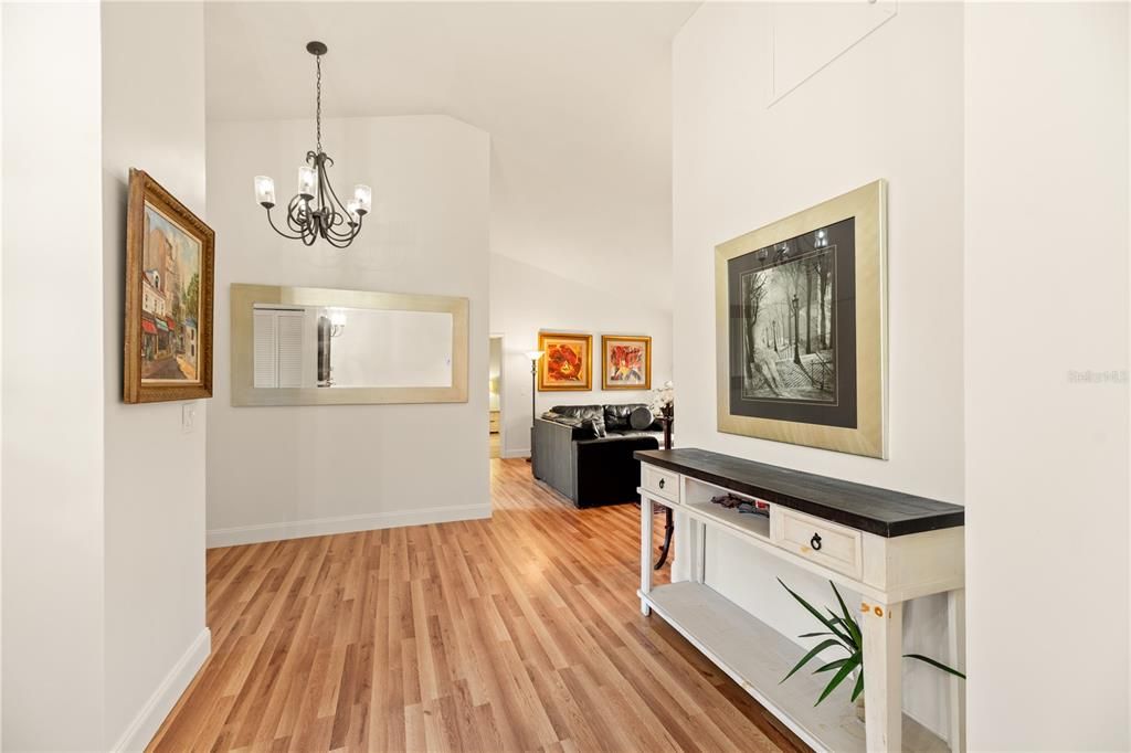 待售: $449,000 (4 贝兹, 3 浴室, 2059 平方英尺)