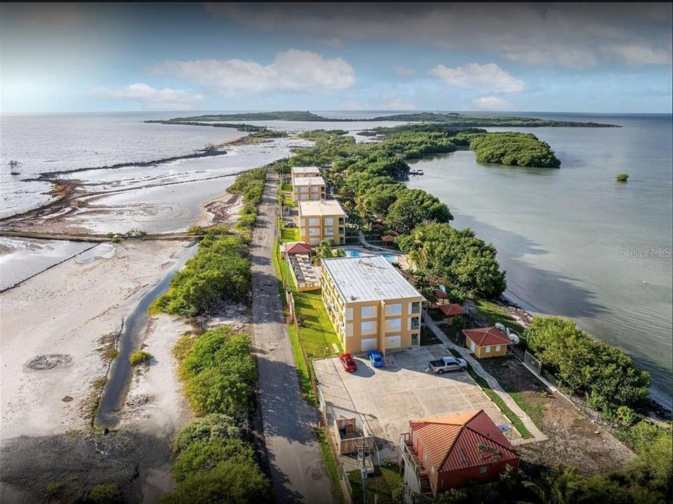 待售: $225,000 (2 贝兹, 2 浴室, 1047 平方英尺)