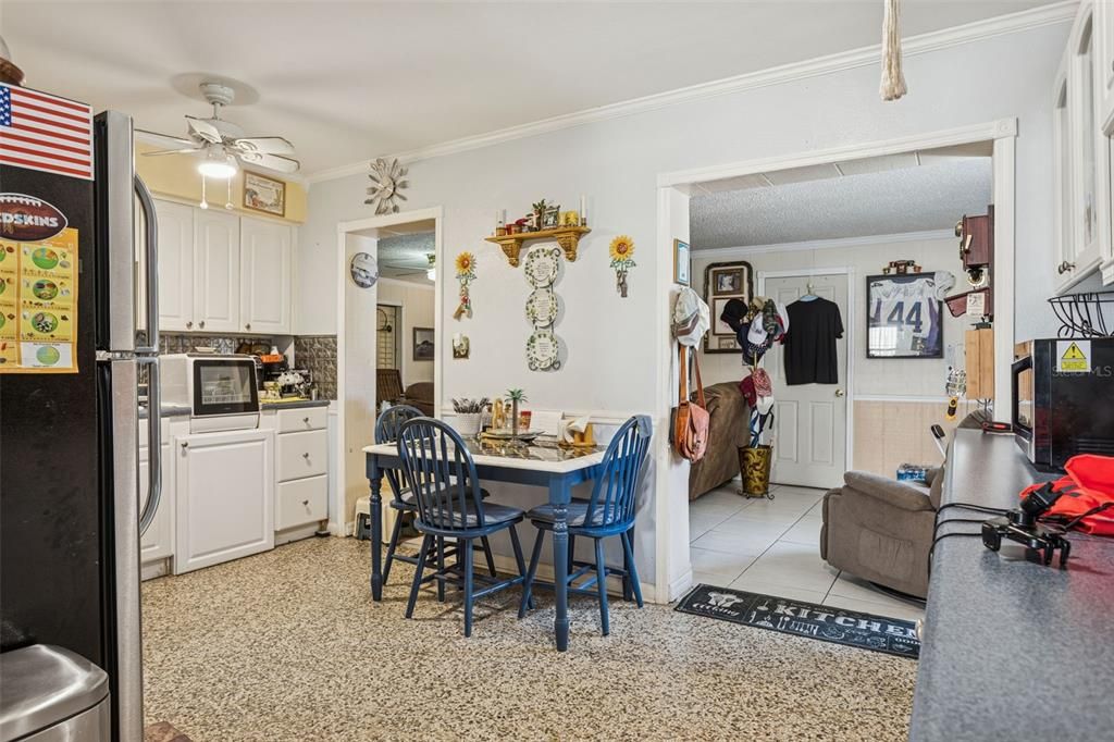 En Venta: $535,000 (3 camas, 2 baños, 1681 Pies cuadrados)