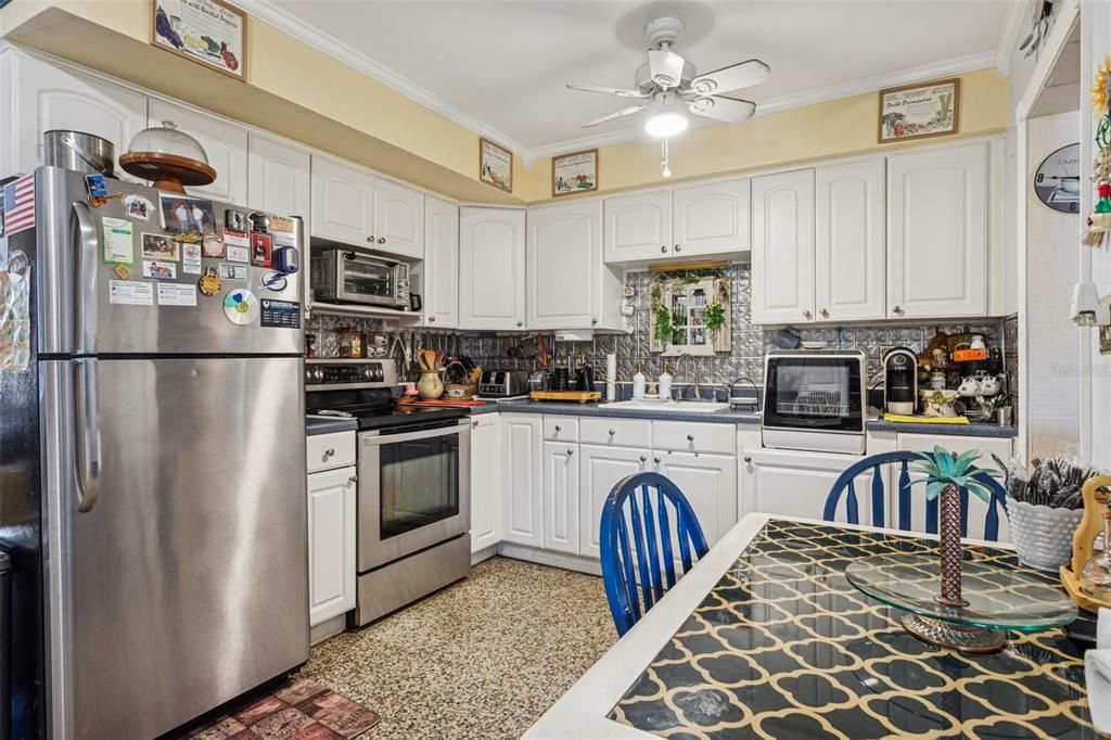 En Venta: $535,000 (3 camas, 2 baños, 1681 Pies cuadrados)