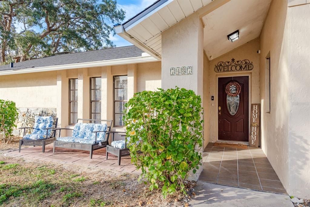 待售: $400,000 (5 贝兹, 2 浴室, 2530 平方英尺)