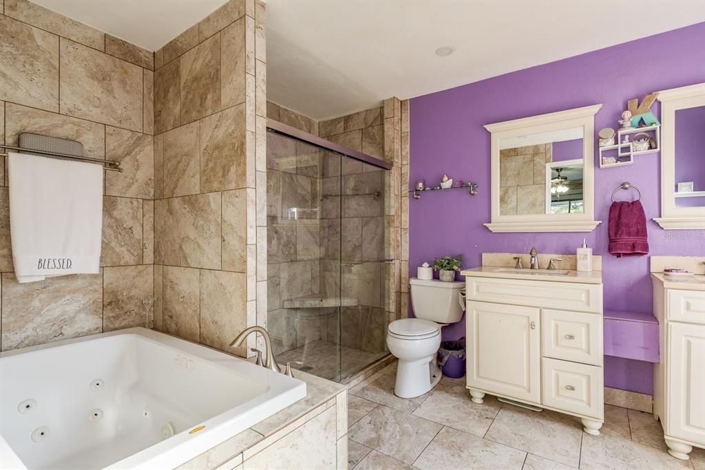 待售: $400,000 (5 贝兹, 2 浴室, 2530 平方英尺)