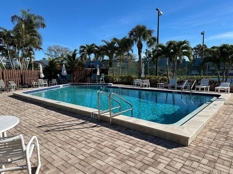 На продажу: $550,000 (2 спален, 2 ванн, 1205 Квадратных фут)