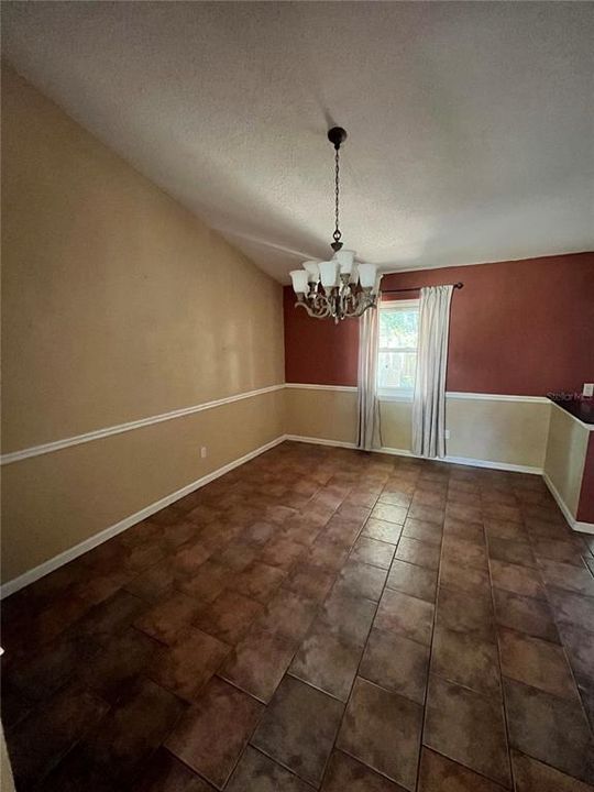 В аренду: $2,925 (4 спален, 2 ванн, 1920 Квадратных фут)