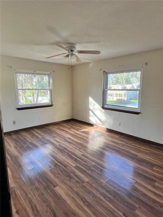 В аренду: $2,925 (4 спален, 2 ванн, 1920 Квадратных фут)