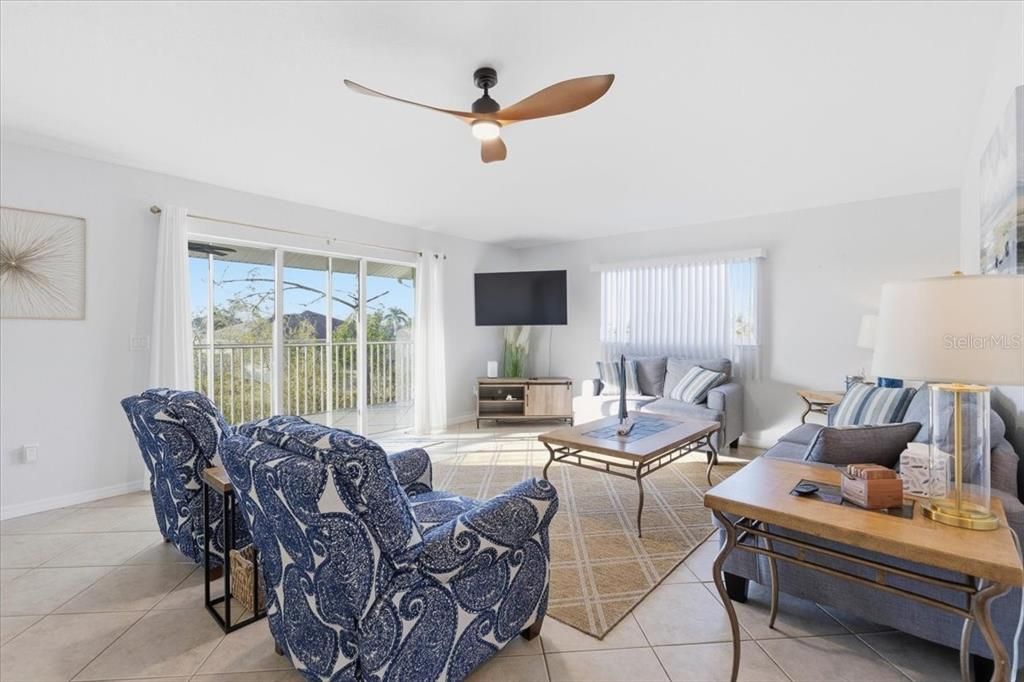 For Rent: $3,600 (3 beds, 2 baths, 1719 Square Feet)