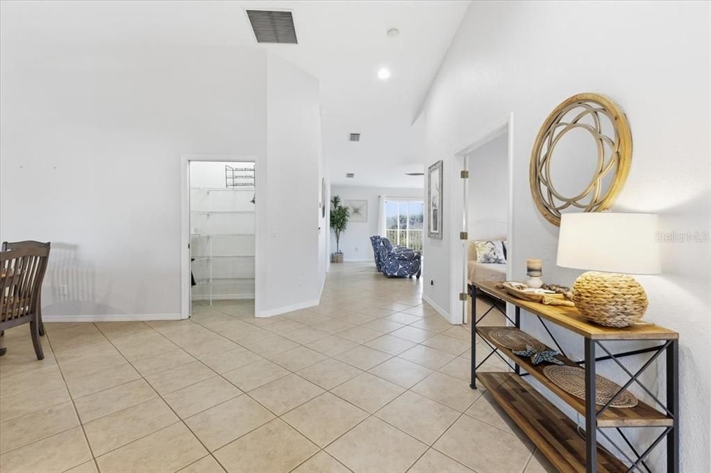 For Rent: $3,600 (3 beds, 2 baths, 1719 Square Feet)