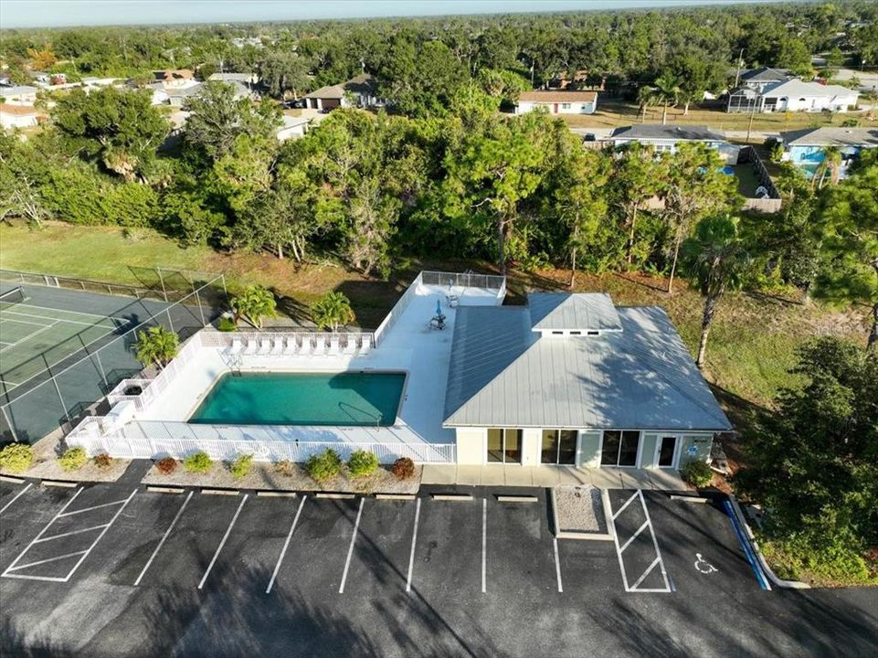 For Rent: $3,600 (3 beds, 2 baths, 1719 Square Feet)