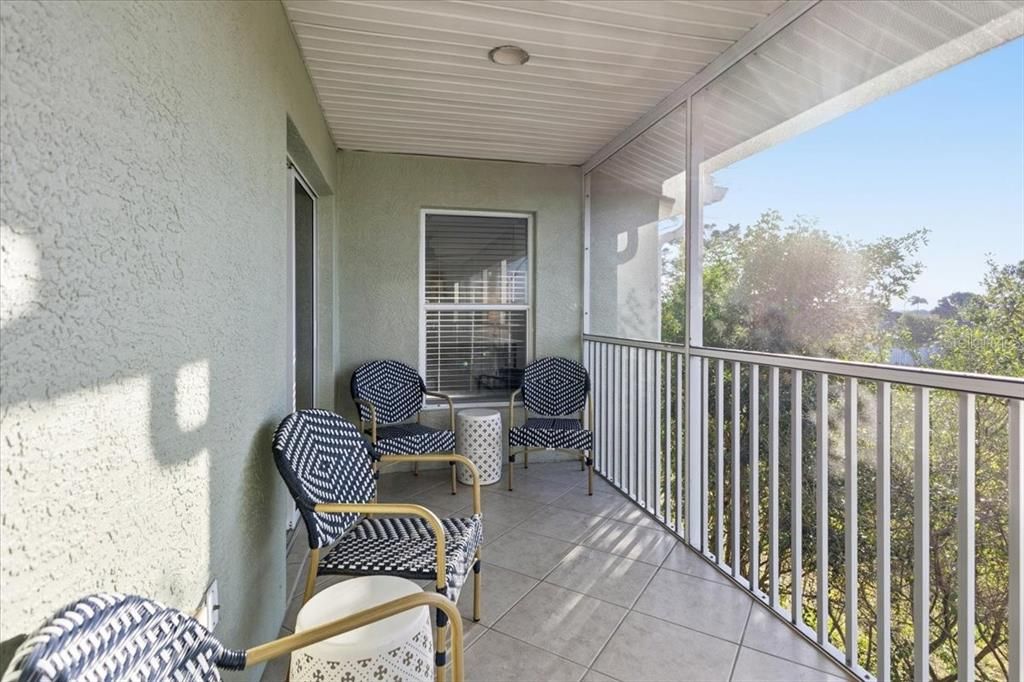 For Rent: $3,600 (3 beds, 2 baths, 1719 Square Feet)