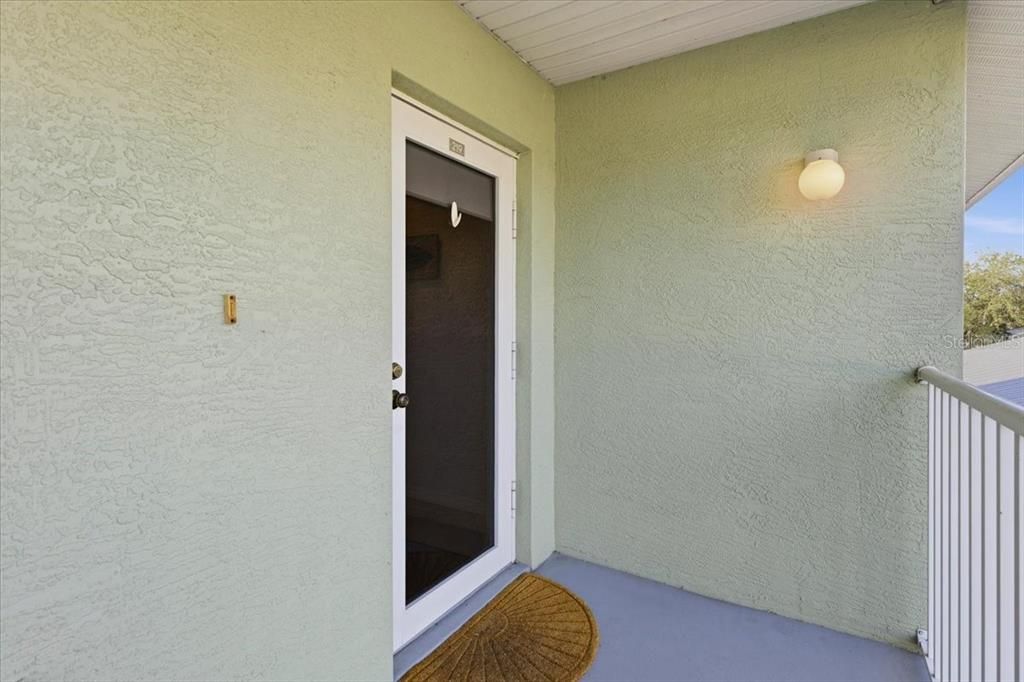 For Rent: $3,600 (3 beds, 2 baths, 1719 Square Feet)