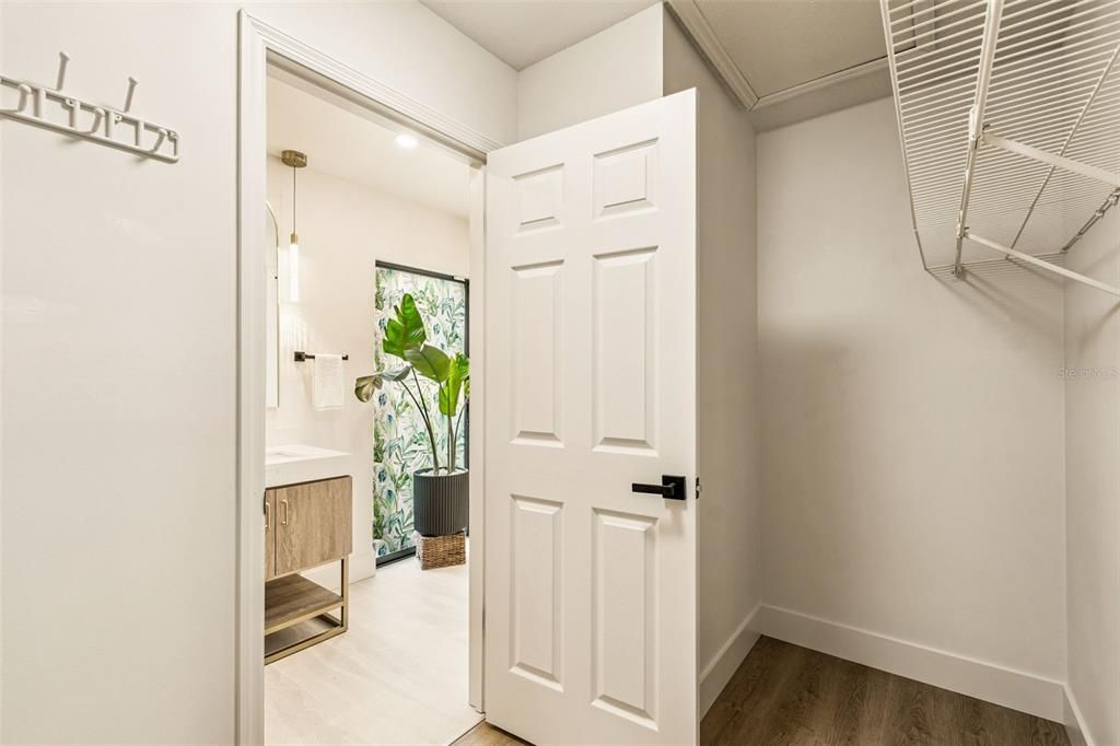 待售: $446,900 (3 贝兹, 2 浴室, 1993 平方英尺)