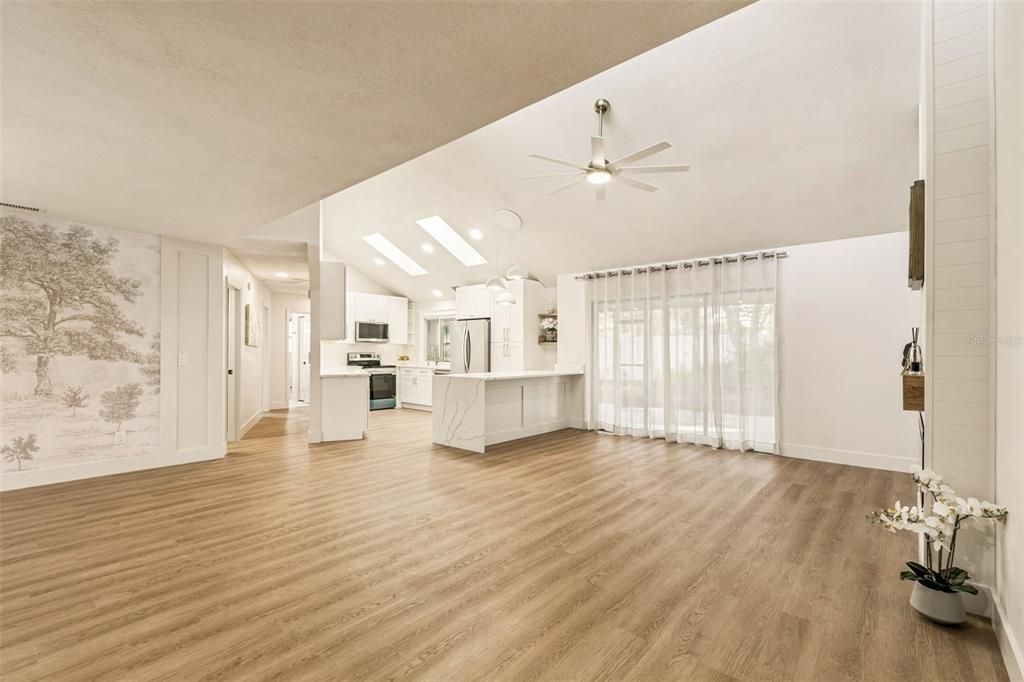 待售: $446,900 (3 贝兹, 2 浴室, 1993 平方英尺)