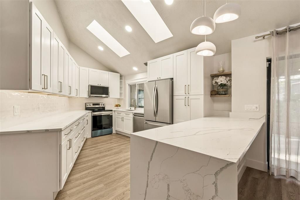 待售: $446,900 (3 贝兹, 2 浴室, 1993 平方英尺)