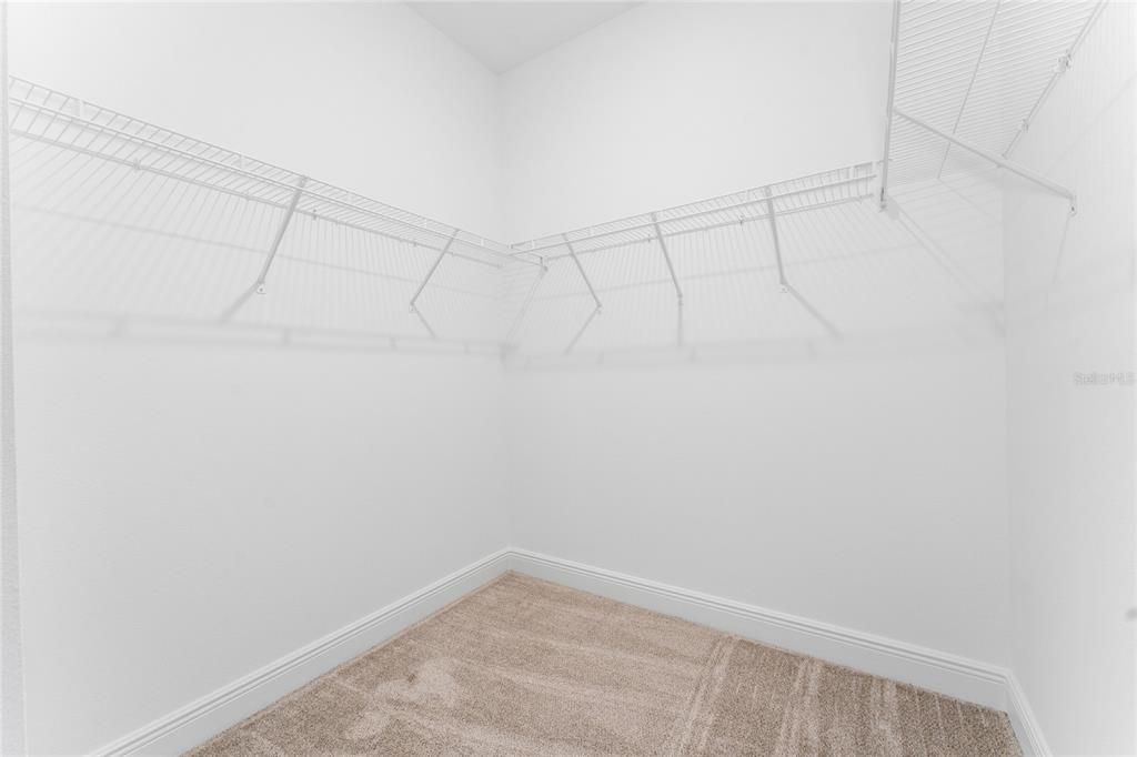 For Rent: $3,400 (3 beds, 2 baths, 1788 Square Feet)