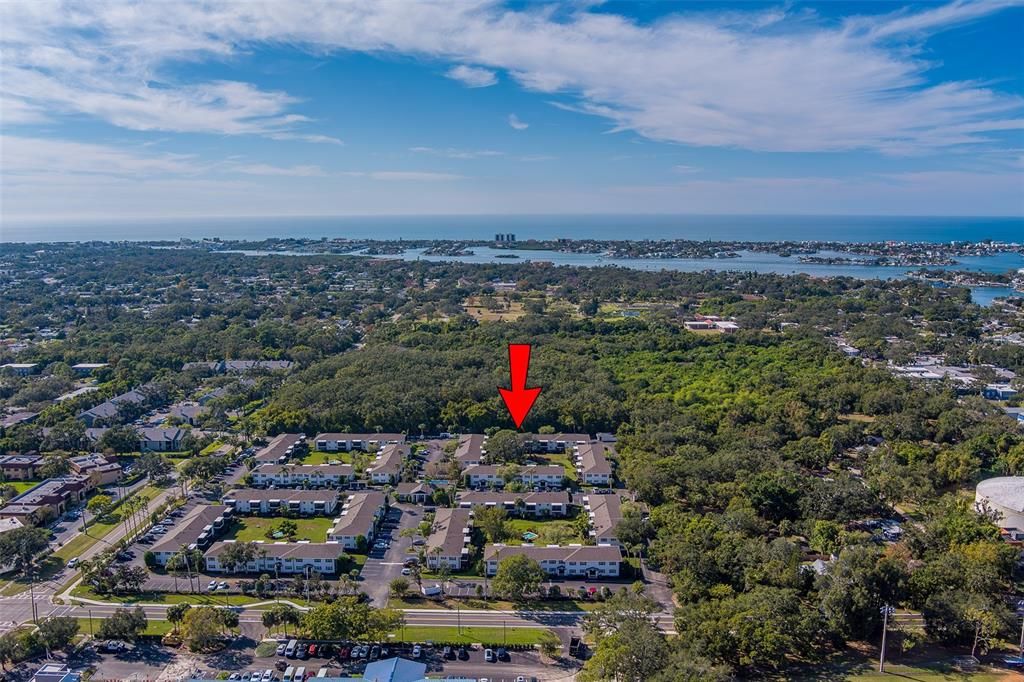 For Sale: $299,953 (2 beds, 2 baths, 881 Square Feet)