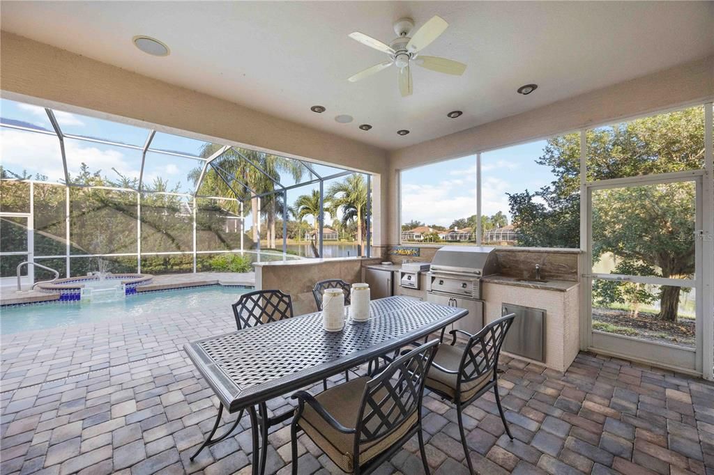 Active With Contract: $1,195,000 (3 beds, 3 baths, 2837 Square Feet)