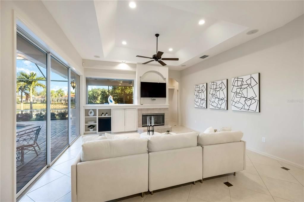 Active With Contract: $1,195,000 (3 beds, 3 baths, 2837 Square Feet)