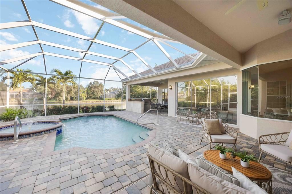 Active With Contract: $1,195,000 (3 beds, 3 baths, 2837 Square Feet)