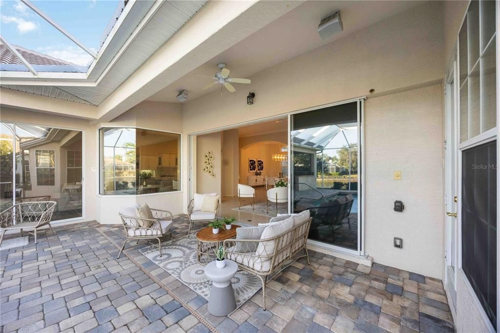 Active With Contract: $1,195,000 (3 beds, 3 baths, 2837 Square Feet)