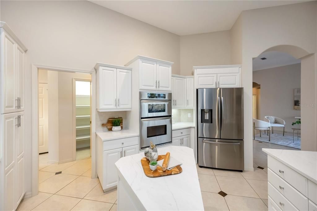 Active With Contract: $1,195,000 (3 beds, 3 baths, 2837 Square Feet)