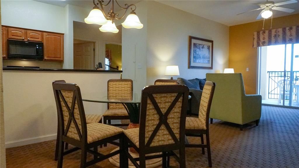 待售: $173,980 (3 贝兹, 2 浴室, 1231 平方英尺)