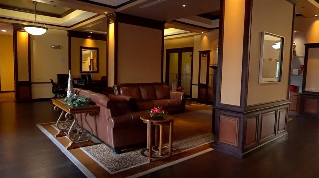 待售: $173,980 (3 贝兹, 2 浴室, 1231 平方英尺)