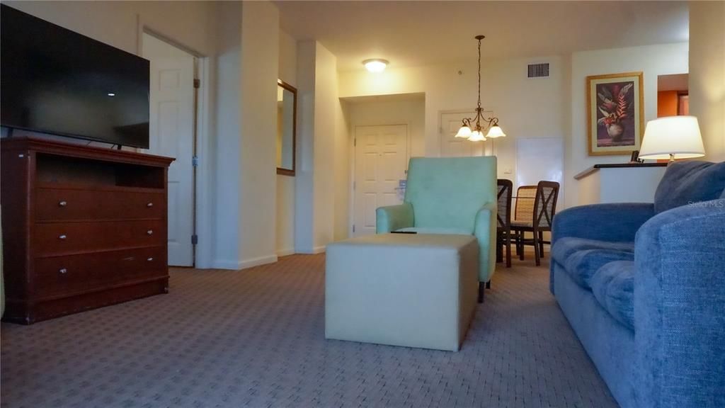 待售: $173,980 (3 贝兹, 2 浴室, 1231 平方英尺)