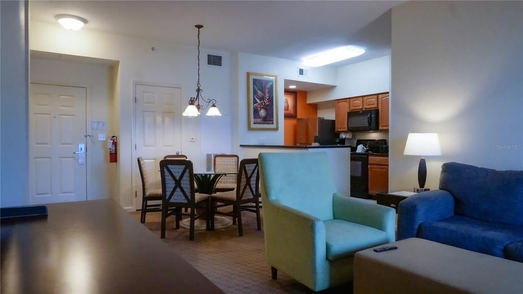 待售: $173,980 (3 贝兹, 2 浴室, 1231 平方英尺)