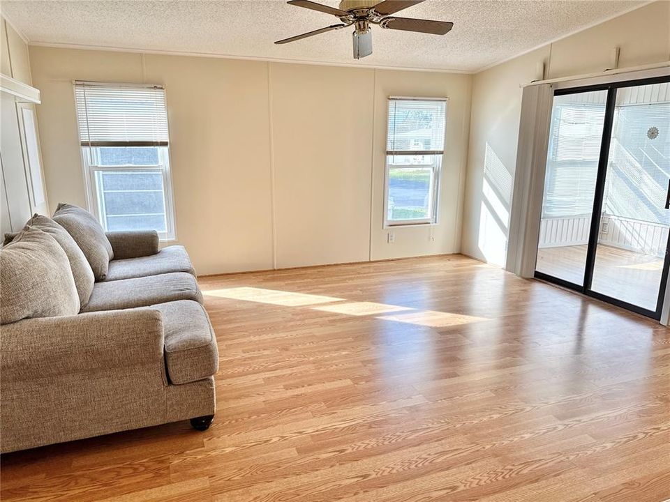 For Rent: $1,450 (2 beds, 2 baths, 1186 Square Feet)