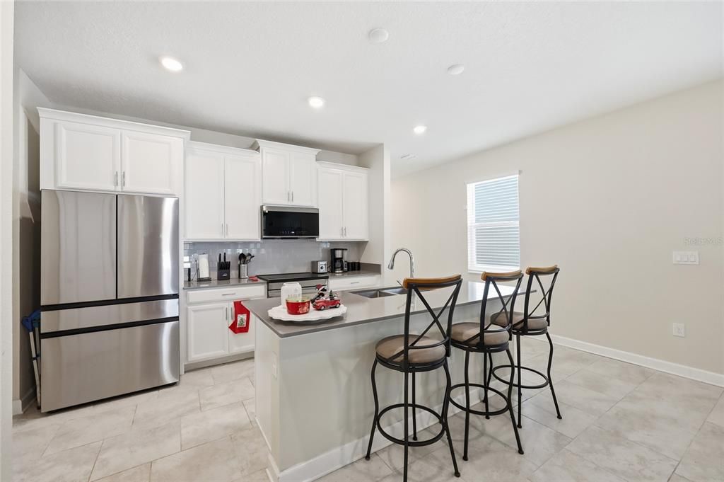 待售: $400,000 (3 贝兹, 2 浴室, 1970 平方英尺)