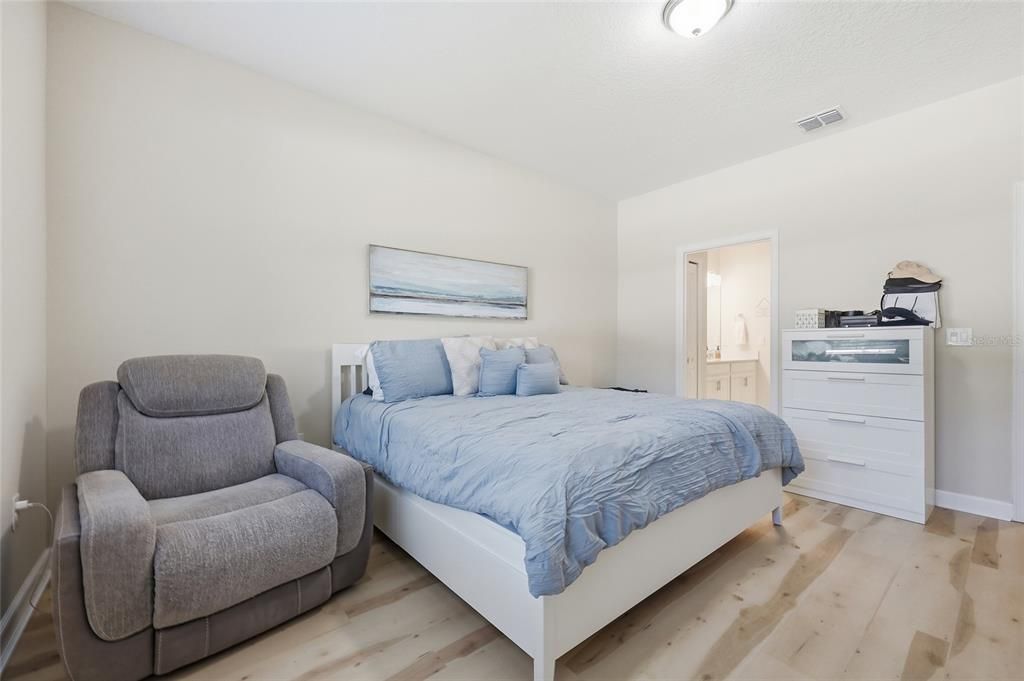 待售: $400,000 (3 贝兹, 2 浴室, 1970 平方英尺)